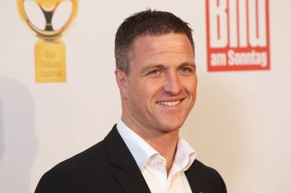 Ralf Schumacher und seine Freunde: Einblicke in das soziale Netzwerk eines Formel-1-Stars